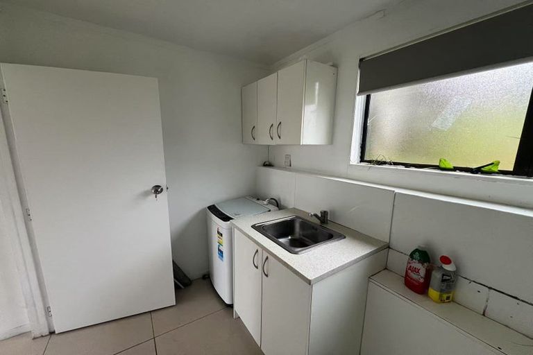 Photo of property in 22 Goodwood Drive, Goodwood Heights, Auckland, 2105