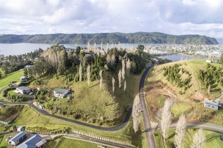 Photo of property in 11 Manuka Drive, Whangamata, 3691