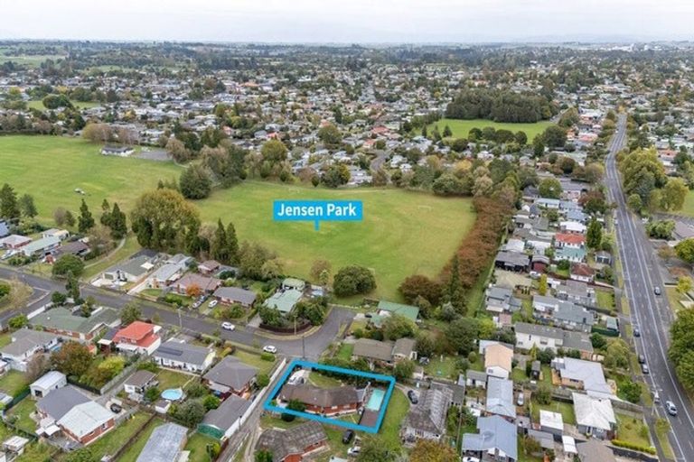 Photo of property in 54 Regent Street, Silverdale, Hamilton, 3216