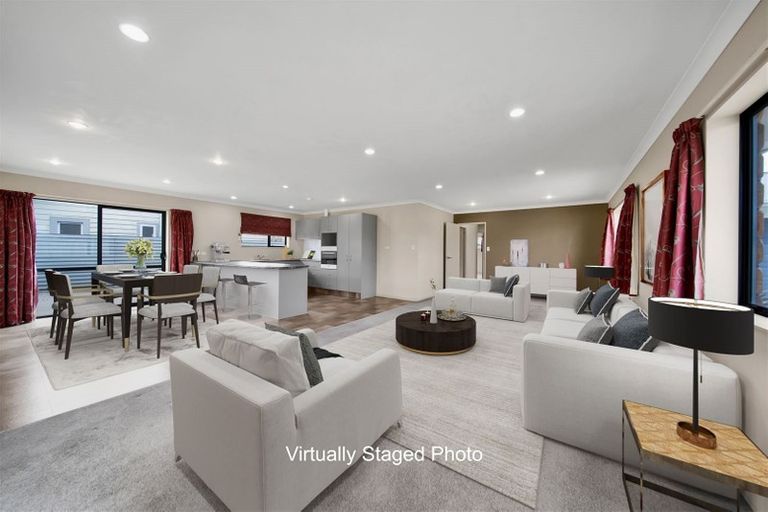 Photo of property in 6b Vogel Street, Hawera, 4610