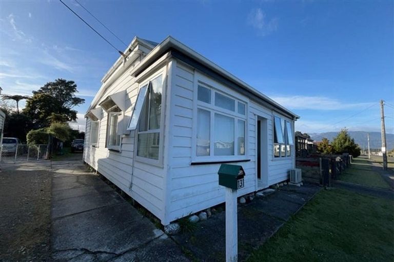 Photo of property in 131 Romilly Street, Westport, 7825