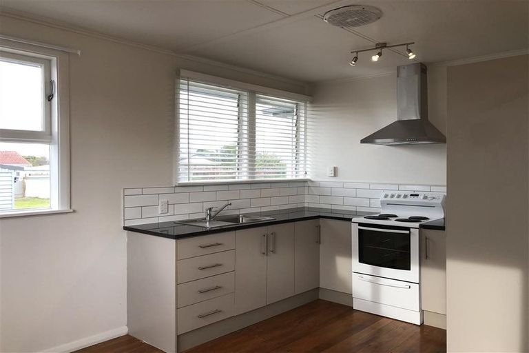 Photo of property in 468 Massey Road, Mangere East, Auckland, 2024