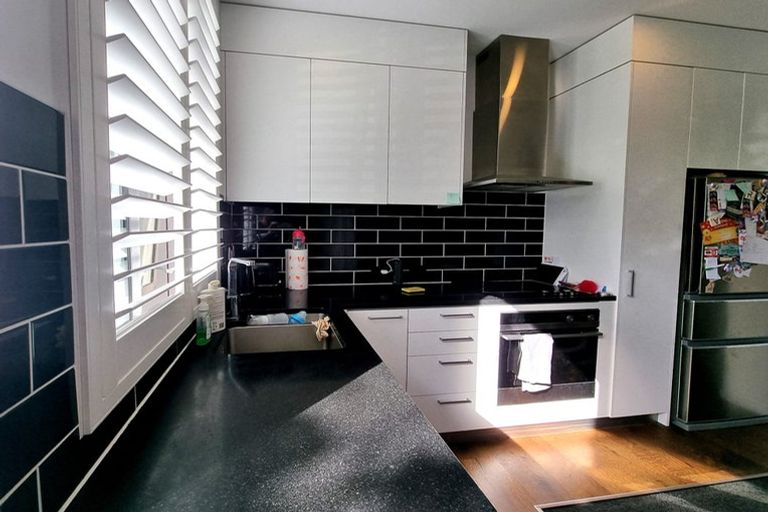 Photo of property in 20u9 Trent Street, Island Bay, Wellington, 6023