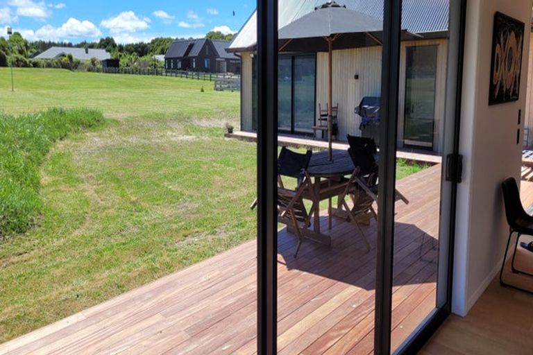 Photo of property in 7 Ribbonwood Lane, Kinloch, 3377