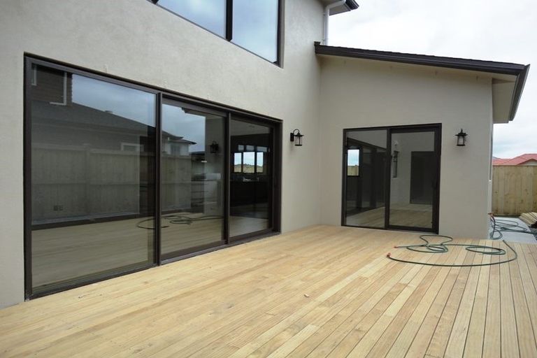 Photo of property in 283 Harbourside Drive, Karaka, Papakura, 2113