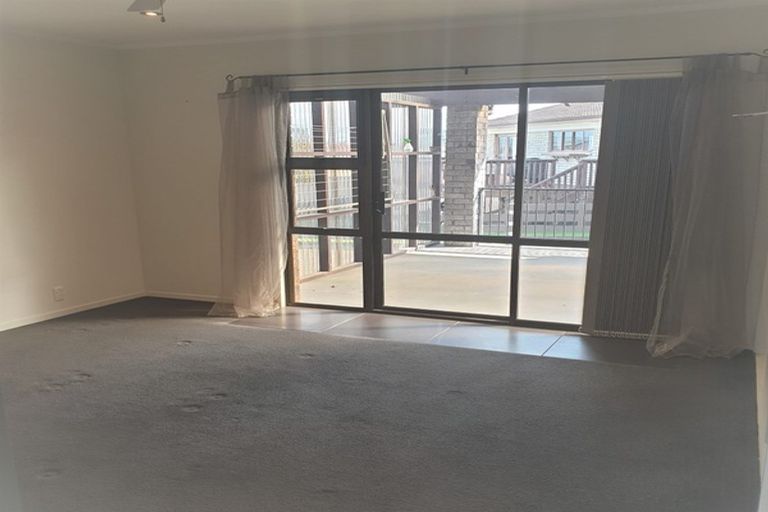 Photo of property in 86 Racecourse Road, Waiuku, 2123