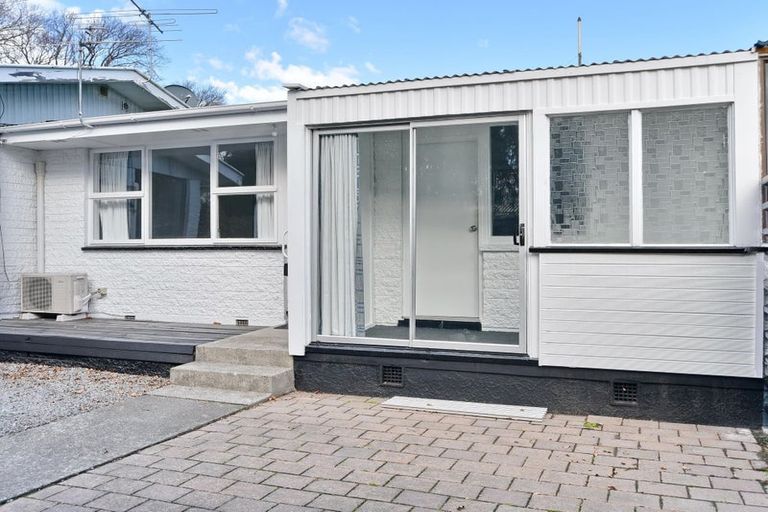 Photo of property in 2/132 Aldwins Road, Phillipstown, Christchurch, 8062