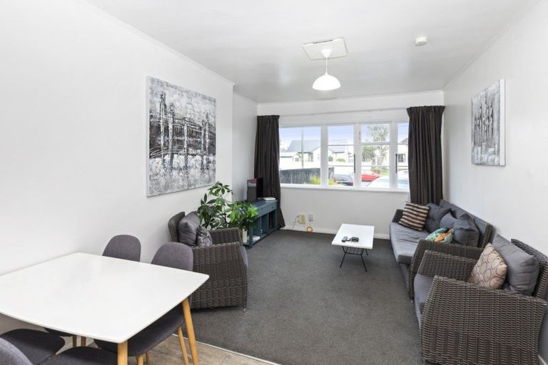 Photo of property in 2/34 Wainui Street, Riccarton, Christchurch, 8041
