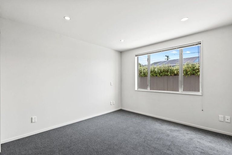 Photo of property in 2/19 Cameron Street, Sydenham, Christchurch, 8023