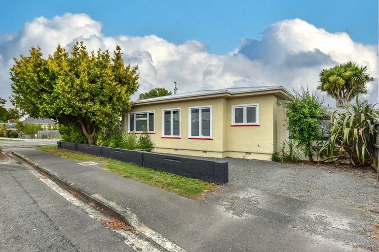 Photo of property in 96 Marshland Road, Shirley, Christchurch, 8061