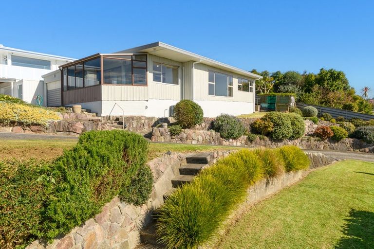 Photo of property in 17a Seaview Road, Otumoetai, Tauranga, 3110