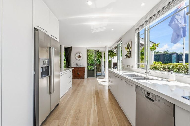 Photo of property in 46b Clifton Road, Hauraki, Auckland, 0622