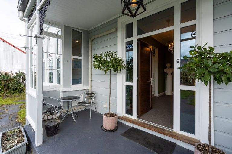 Photo of property in 26 Peel Street, Lawrence, 9532