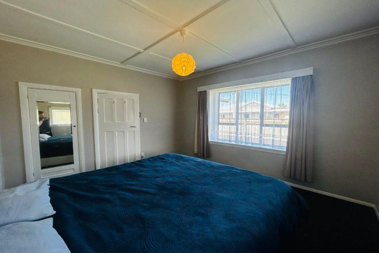 Photo of property in 2 Moore Avenue, Tawhero, Whanganui, 4501