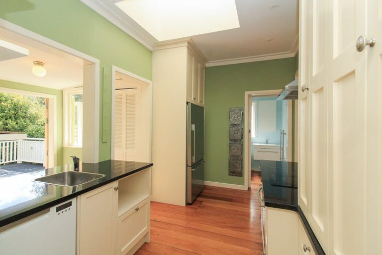 Photo of property in 63 Standen Street, Karori, Wellington, 6012