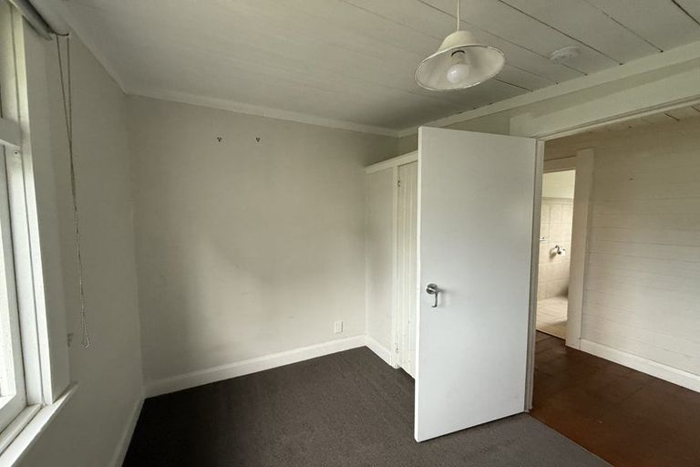 Photo of property in 163 Cornfoot Street, Castlecliff, Whanganui, 4501