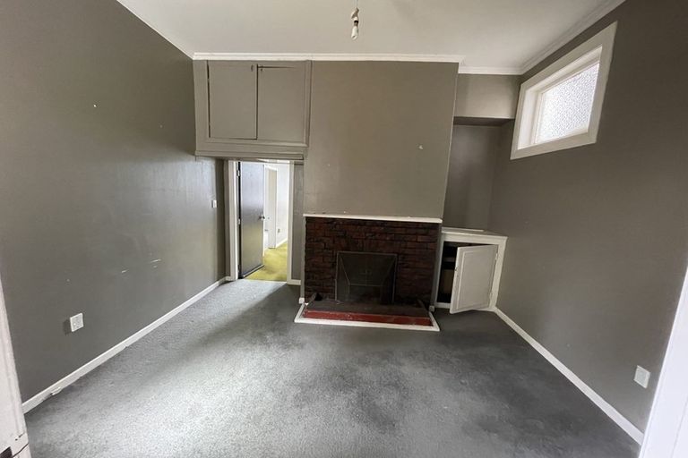 Photo of property in 28 Macdonald Crescent, Te Aro, Wellington, 6011