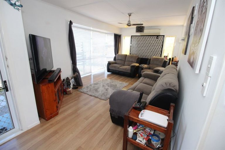 Photo of property in 25 John Street, Tokoroa, 3420