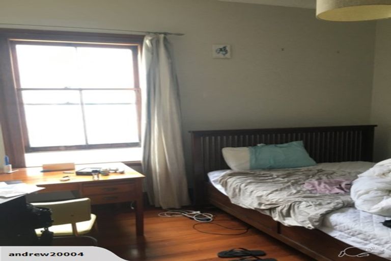 Photo of property in 29 Myrtle Crescent, Mount Cook, Wellington, 6021