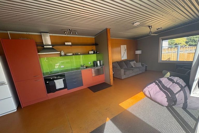 Photo of property in 22 Babbacombe Avenue, Otaki Beach, Otaki, 5512