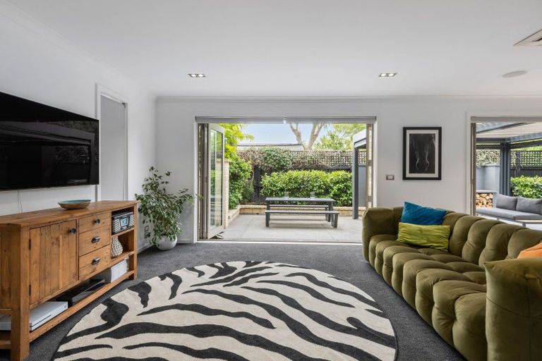 Photo of property in 75a Inwoods Road, Parklands, Christchurch, 8083