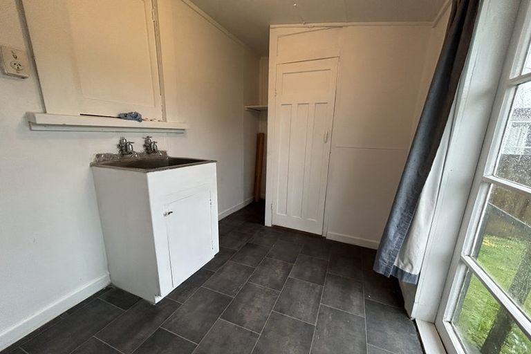 Photo of property in 88a Portage Road, New Lynn, Auckland, 0600