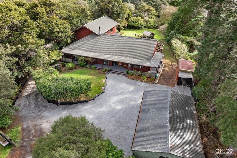 Photo of property in 3 Roseveare Grove, Te Marua, Upper Hutt, 5018