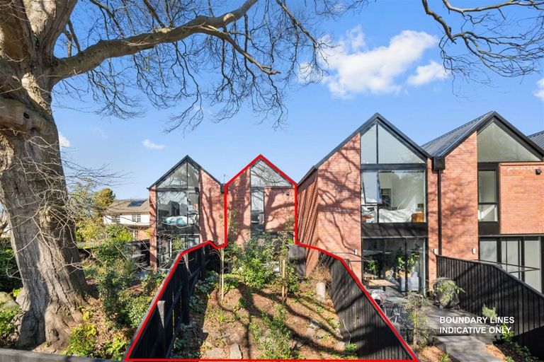 Photo of property in 2/66 Innes Road, St Albans, Christchurch, 8052