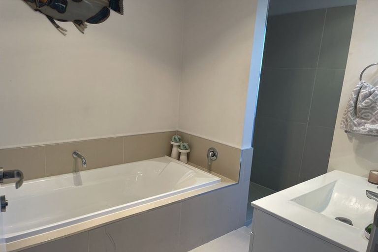 Photo of property in 4 Butterworth Crescent, Papamoa Beach, Papamoa, 3118