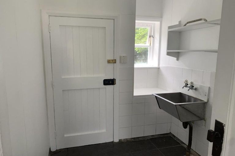 Photo of property in 7/9 Bell Street, Marton, 4710