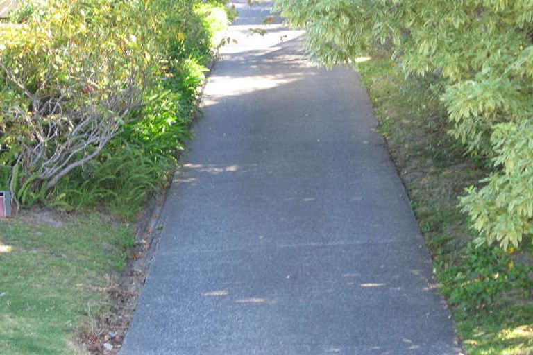 Photo of property in 2/10 Portobello Place, Torbay, Auckland, 0630