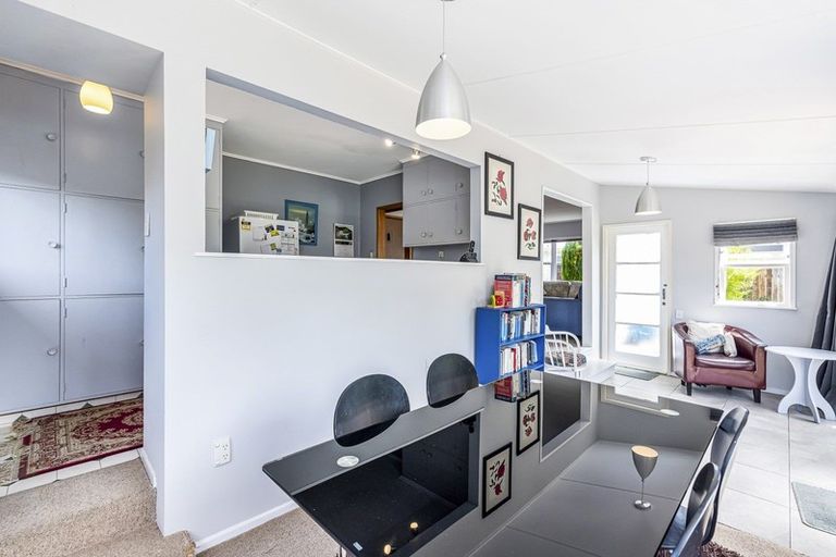 Photo of property in 71b Ngaio Road, Waikanae, 5036