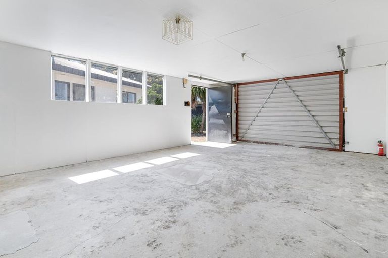 Photo of property in 487 Pages Road, Bexley, Christchurch, 8061