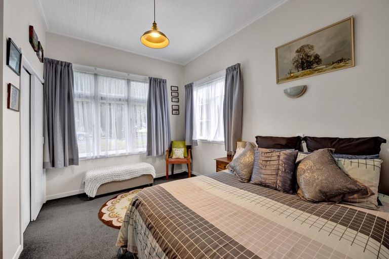 Photo of property in 12 Olivia Street, Stratford, 4332