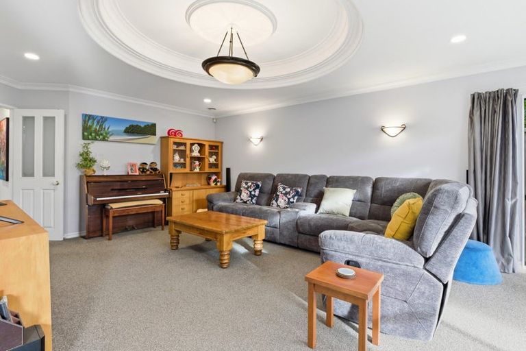 Photo of property in 35 Ocean Crest, Papamoa Beach, Papamoa, 3118