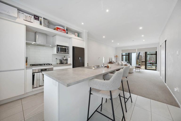 Photo of property in 38 Tuatua Road, Hobsonville, Auckland, 0616