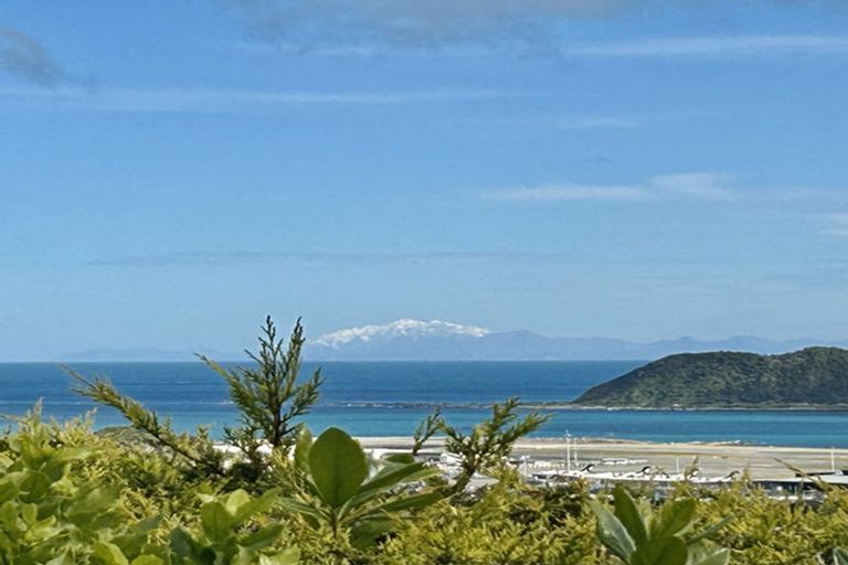 Photo of property in 29 Seatoun Heights Road, Miramar, Wellington, 6022