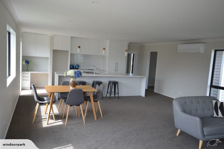 Photo of property in 7 Pembrook Close, Rangiora, 7400