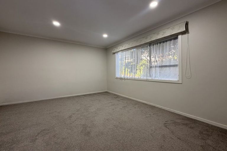 Photo of property in 7 Sheralee Place, Bucklands Beach, Auckland, 2014