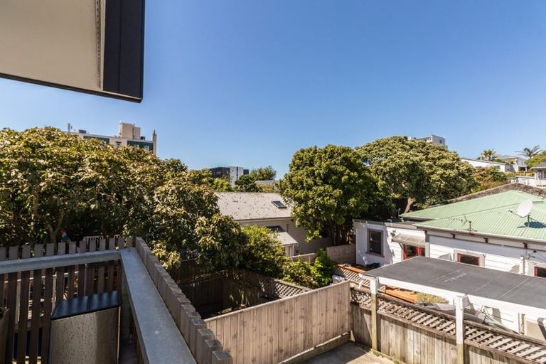 Photo of property in 17u3 Nairn Street, Mount Cook, Wellington, 6011