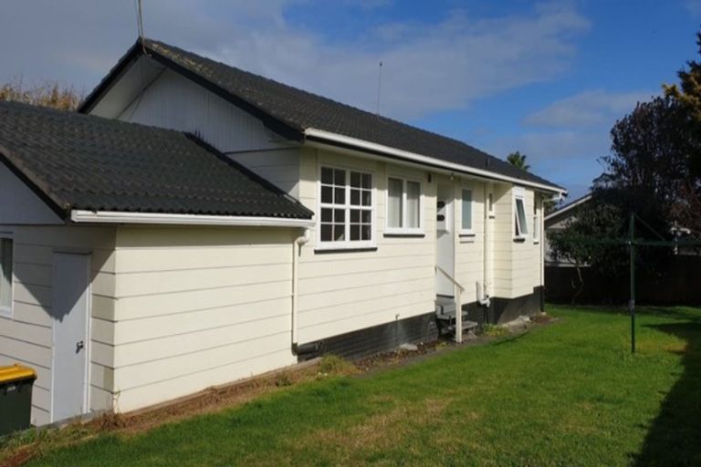 Photo of property in 22 Carter Place, Manurewa, Auckland, 2102