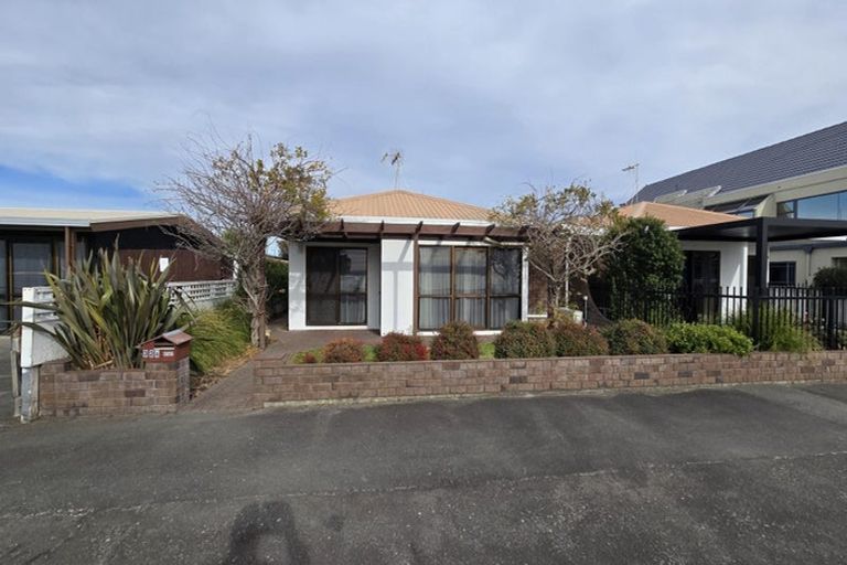 Photo of property in 32b Charles Street, Westshore, Napier, 4110