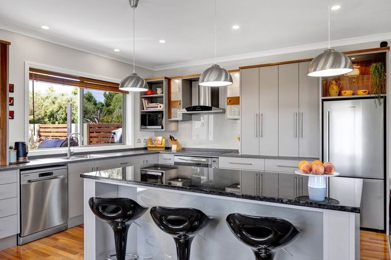 Photo of property in 355 Ngawhini Road, Hawera, 4674