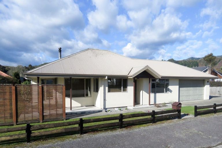 Photo of property in 71 Buller Road, Reefton, 7830
