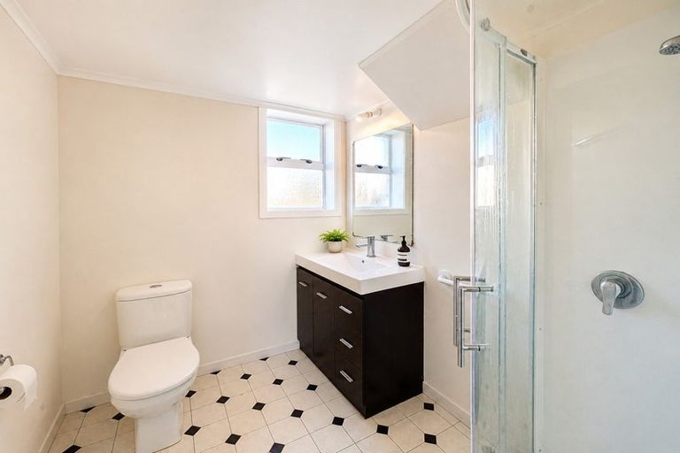 Photo of property in 74 Alexander Road, Raumati Beach, Paraparaumu, 5032