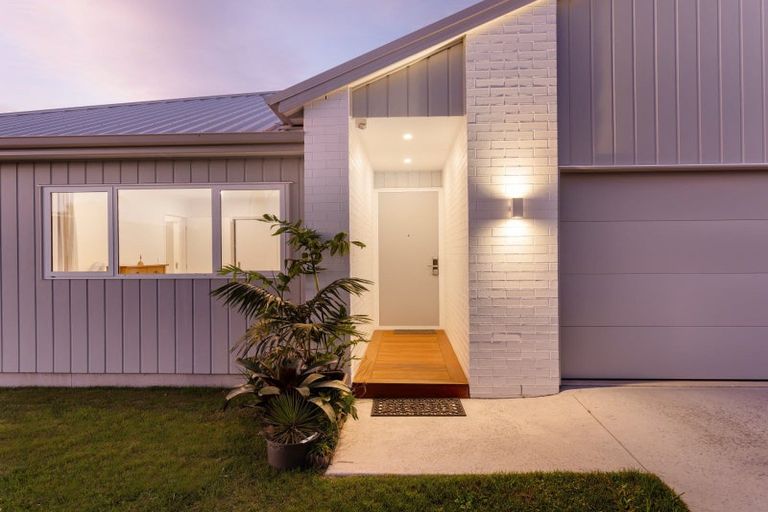 Photo of property in 17 Kohekohe Road, Papamoa Beach, Papamoa, 3118