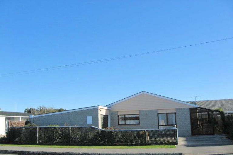 Photo of property in 6a Cleland Street, Belfast, Christchurch, 8051