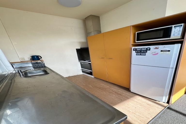 Photo of property in 4 Torrens Terrace, Mount Cook, Wellington, 6011