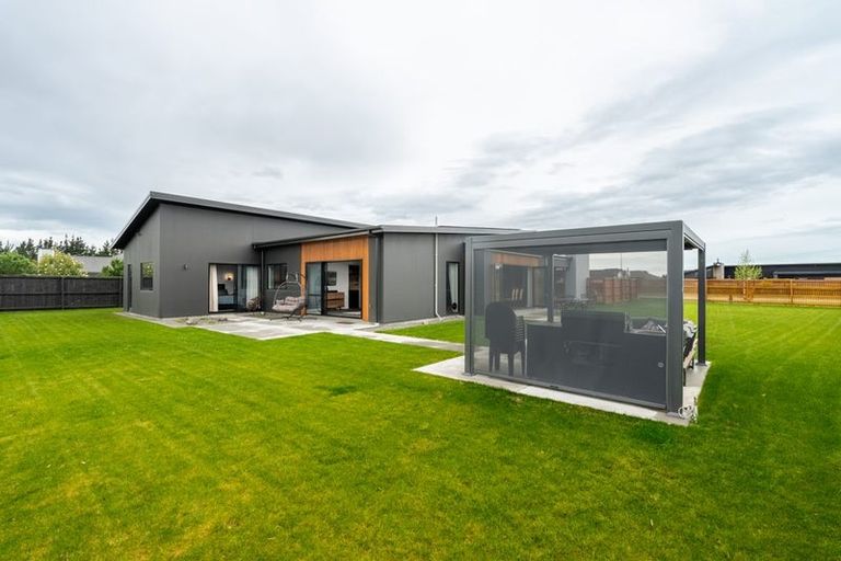 Photo of property in 4 Barewood Grove, West Melton, 7618