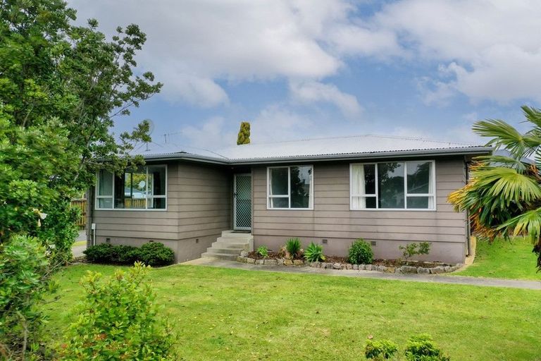 Photo of property in 17 Farnworth Crescent, Whakatane, 3120